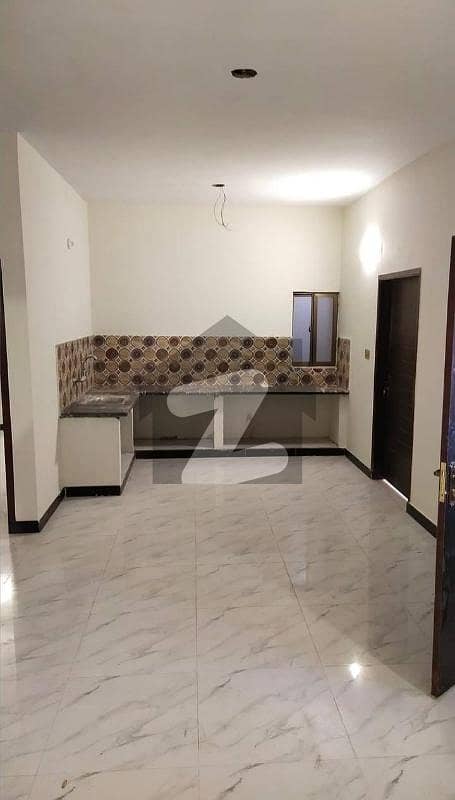 ہل پارک کراچی میں 3 کمروں کا 9 مرلہ فلیٹ 2.6 کروڑ میں برائے فروخت۔