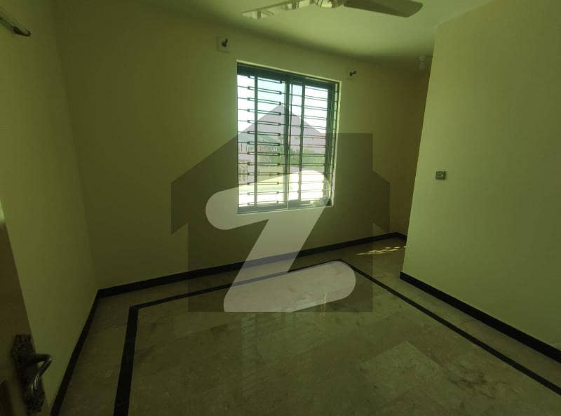 نیشنل پولیس فاؤنڈیشن او ۔ 9 اسلام آباد میں 6 کمروں کا 1 کنال مکان 5.0 کروڑ میں برائے فروخت۔