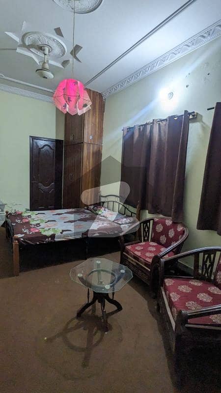 بنی گالہ اسلام آباد میں 1 کمرے کا 2 مرلہ کمرہ 21.0 ہزار میں کرایہ پر دستیاب ہے۔