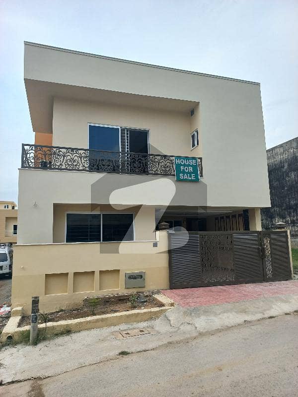 7 Marla Brand New House For Sale Outstanding Location