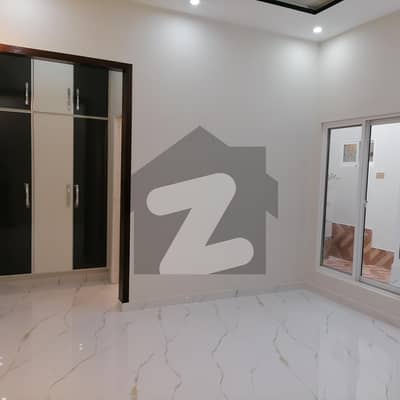 Razzaq Villas Housing Scheme House Sized 3 Marla For rent
