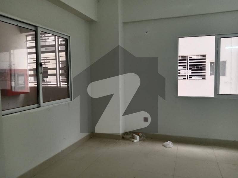 4 BED APARTMENT AVAILABLE FOR RENT IN GULBERG