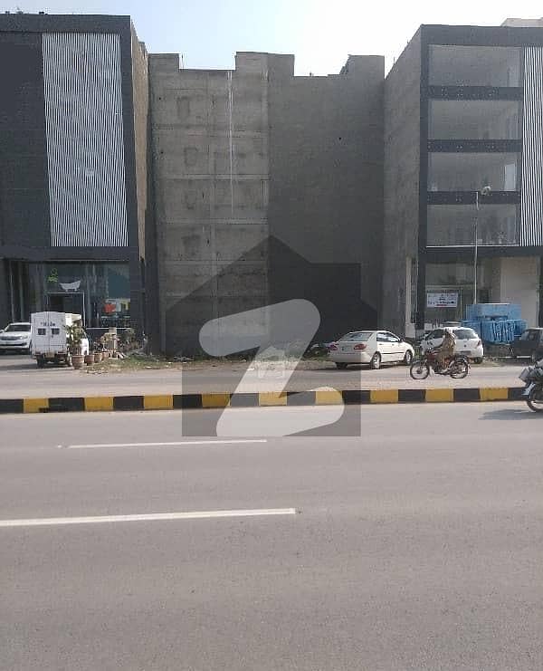 Facing Parking 8 Marla Commercial Plot For Sale In Lahore Dha 9 Town Cca Block