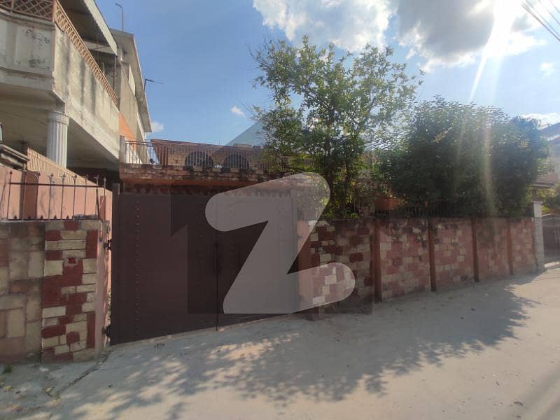 10 Marla House Available For Sale In Lalazar Rawalpindi