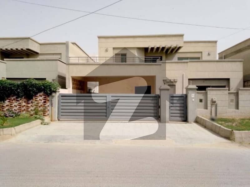 500 Square Yards House In Central Askari 5 - Sector G For sale