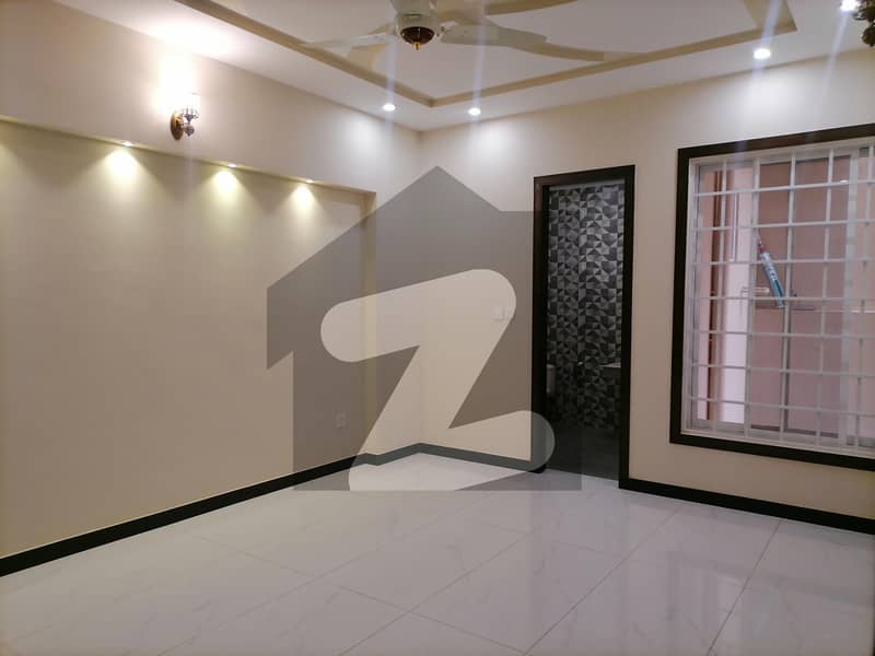 میڈیا ٹاؤن راولپنڈی میں 4 کمروں کا 6 مرلہ مکان 2.9 کروڑ میں برائے فروخت۔