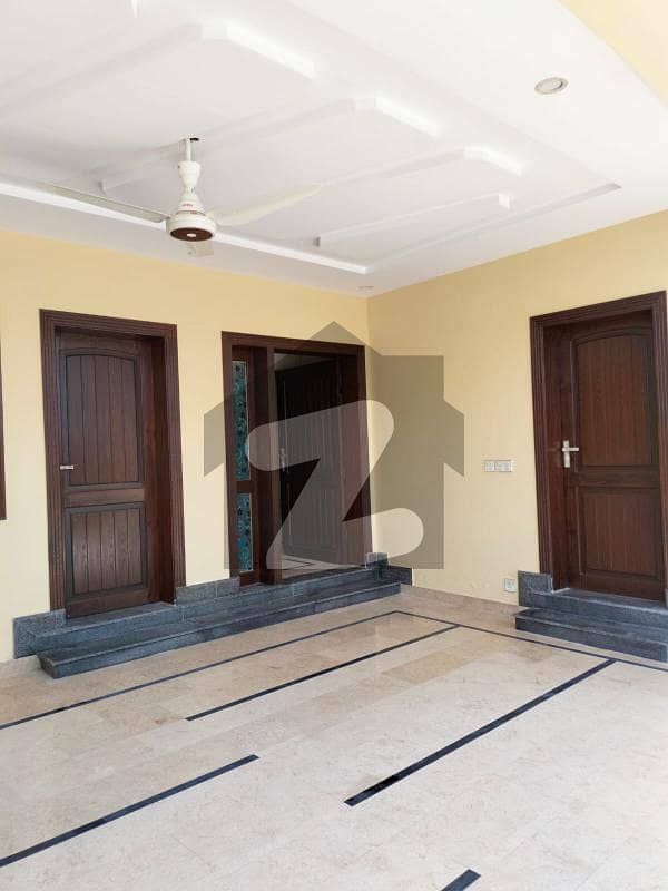 Bahria Enclave Islamabad Sector C1 10 Marla Corner Full House for Rent Available