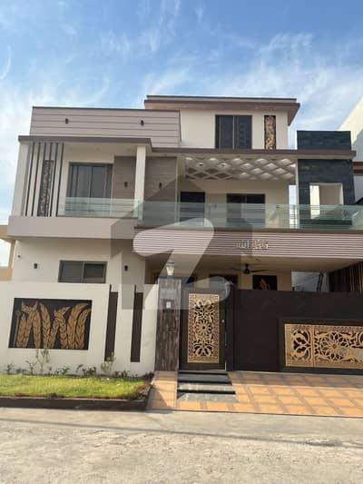 10 Marla House In DHA Defence For rent