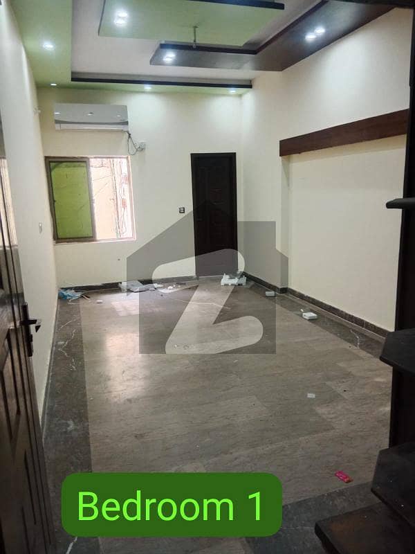 وینس ہاؤسنگ سکیم لاہور میں 2 کمروں کا 10 مرلہ زیریں پورشن 45 ہزار میں کرایہ پر دستیاب ہے۔
