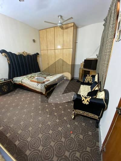 مزنگ چونگی مزنگ لاہور میں 11 کمروں کا 13 مرلہ مکان 3.45 کروڑ میں برائے فروخت۔