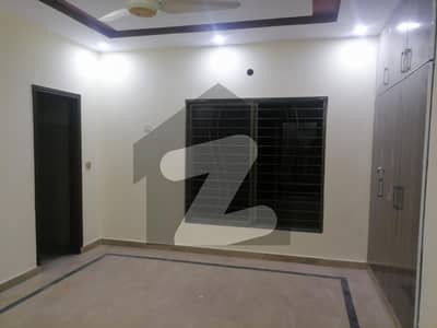 Get A 6.5 Marla Upper Portion For rent In Sultan Town