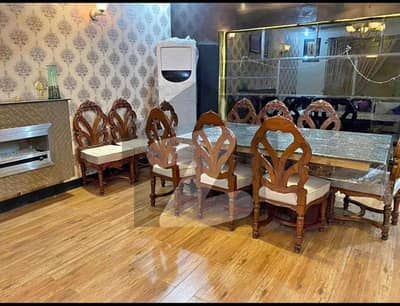 عبداللہ گارڈنز ایسٹ کینال روڈ کینال روڈ فیصل آباد میں 5 کمروں کا 10 مرلہ مکان 4.5 کروڑ میں برائے فروخت۔