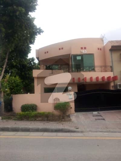 10marla House For Rent In Bahria Town Phas 2