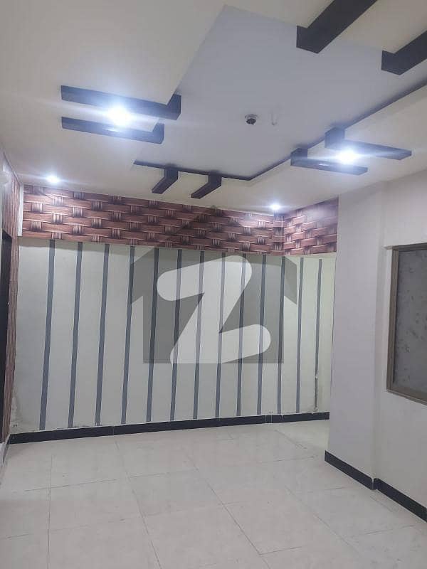 1000 Square, Fully Renovated, 1st Floor, Block M, North Naz North