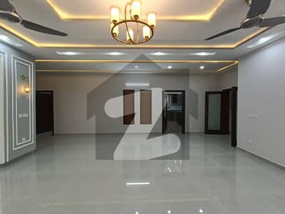 Brand New 1 Kanal Upper Portion Available For Rent In Bahria Town Rawalpindi