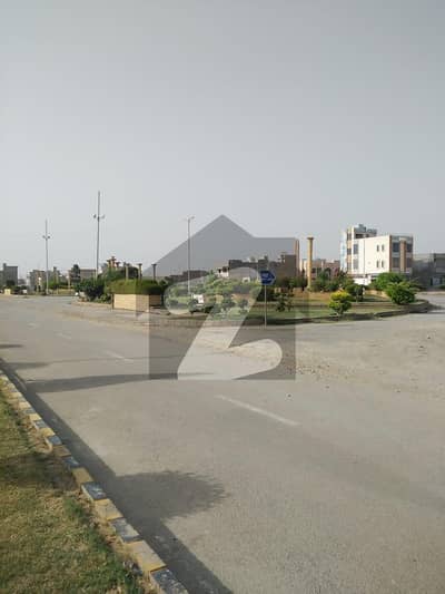 Buying A Commercial Plot In Falaknaz Dreams?