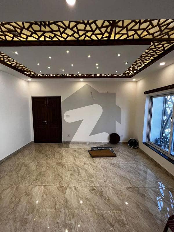 ایف ۔ 7 اسلام آباد میں 6 کمروں کا 1 کنال مکان 30.0 کروڑ میں برائے فروخت۔