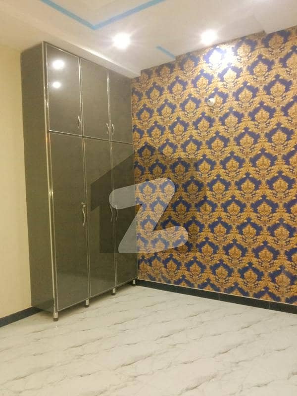 مرغزار آفیسرز کالونی ۔ بلاک پی مرغزار آفیسرز کالونی لاہور میں 3 کمروں کا 3 مرلہ مکان 1.15 کروڑ میں برائے فروخت۔