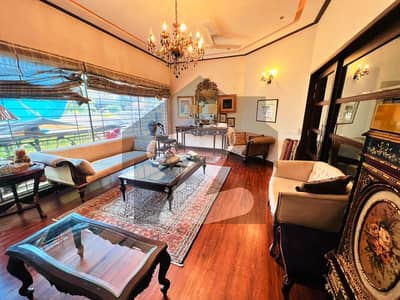 ڈی ایچ اے فیز 5 - بلاک ڈی فیز 5 ڈیفنس (ڈی ایچ اے) لاہور میں 5 کمروں کا 1 کنال مکان 8.65 کروڑ میں برائے فروخت۔