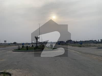 5 MARLA RESIDENTIAL POSSESSION PLOT BLICK "4R" IS FOR SALE DIRECT OWNER ON COST OF LAND PRICE