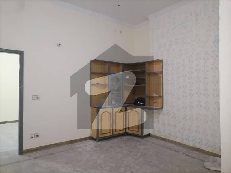 House In Shoukat Town For rent