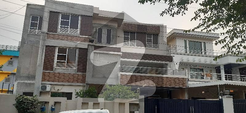 One Kanal 08 Bed 09 Bath At A Very Ideal Location Of Wapda Town Phase 2