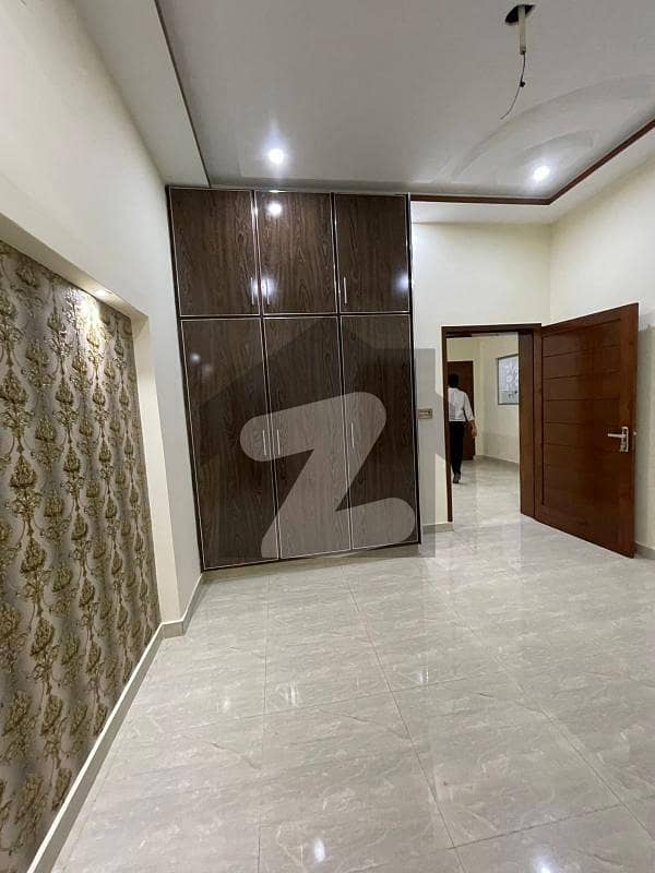 آرکیٹیکٹس انجنیئرز ہاؤسنگ سوسائٹی لاہور میں 3 کمروں کا 10 مرلہ بالائی پورشن 70 ہزار میں کرایہ پر دستیاب ہے۔