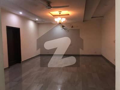 14 Marla Corner Upper Portion For Rent