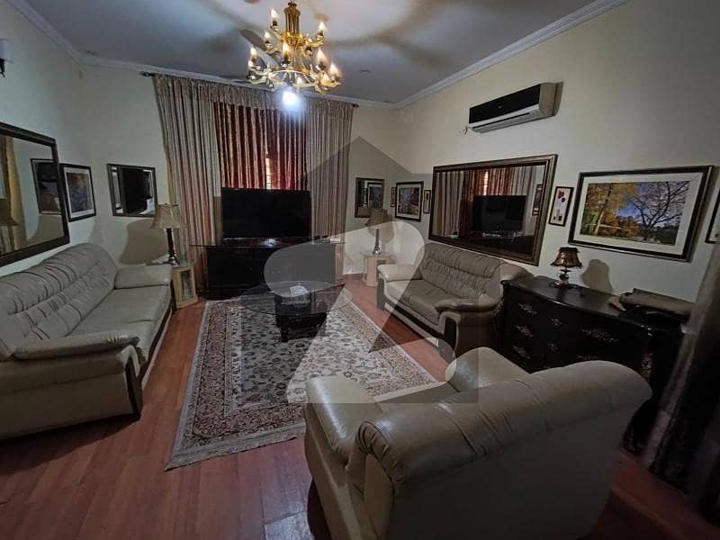 2 Beds Furnished 10 Marla Lower Portion For Rent In Ex Park View Phase 8