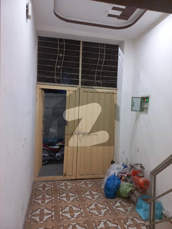 سمن آباد لاہور میں 3 کمروں کا 2 مرلہ مکان 70 لاکھ میں برائے فروخت۔