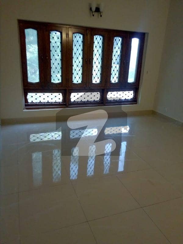 F-10/3 Full Ranovated House For Rent beautiful Location
