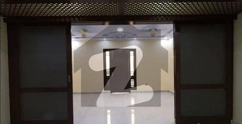 240 Square yards house for sale in Gulshan e Iqbal Block 3