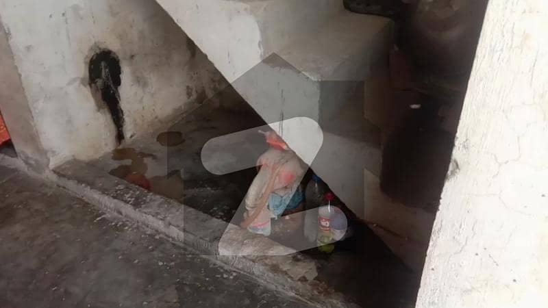 کاہنہ نو مارکیٹ فیروزپور روڈ,لاہور میں 3 کمروں کا 3 مرلہ مکان 24.0 لاکھ میں برائے فروخت۔