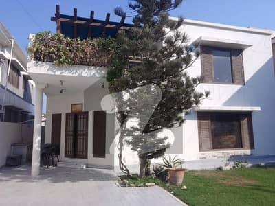 Fully Furnished 500 Yards Bungalow Available For Rent In Dha Phase 4