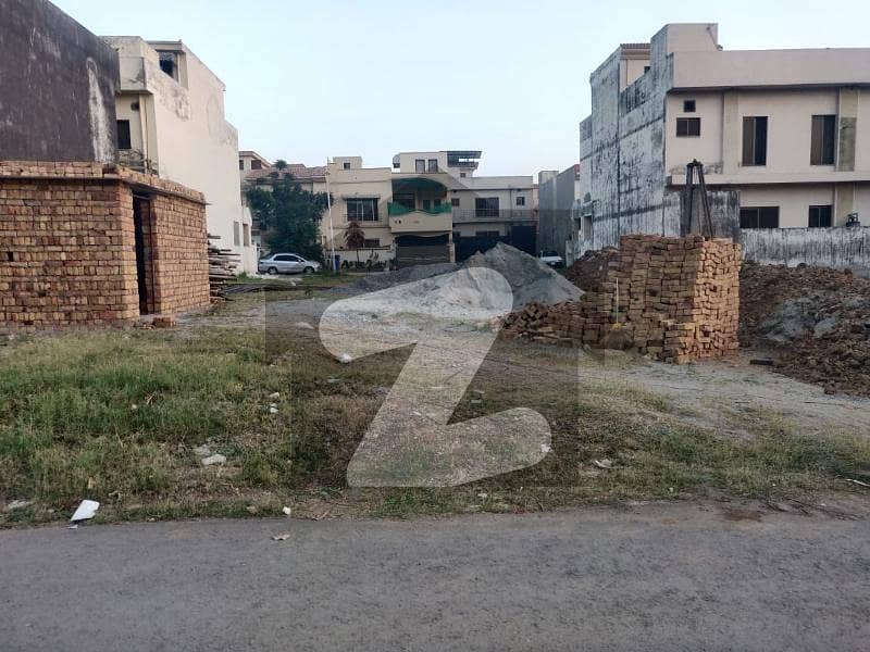 Ideal Plot For Builders Near Main Road