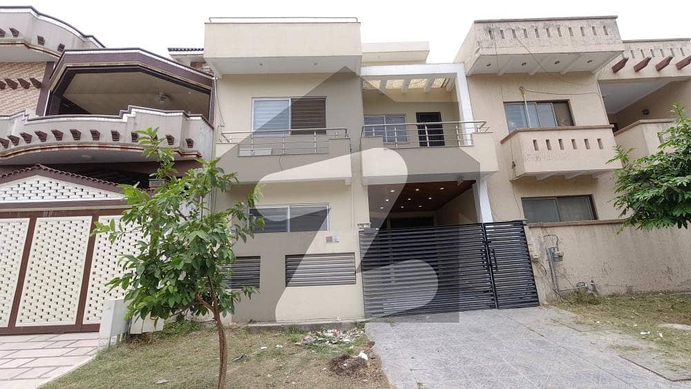 Prime Location 1500 Square Feet House In Islamabad Is Available For sale