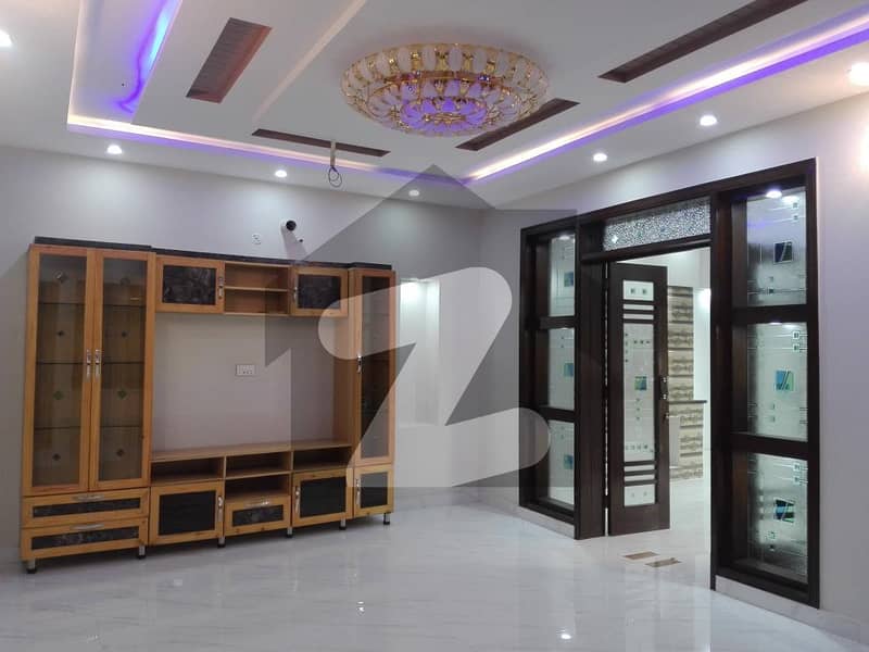 Brand New 9 Marla House Available In Marghzar Officers Colony For sale
