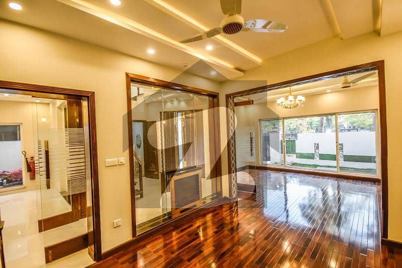 Facing Park 10 Marla House For Sale With Double Lounge in DHA Phase 7 Facing Park 10 Marla House For Sale With Double Lounge in DHA Phase 7