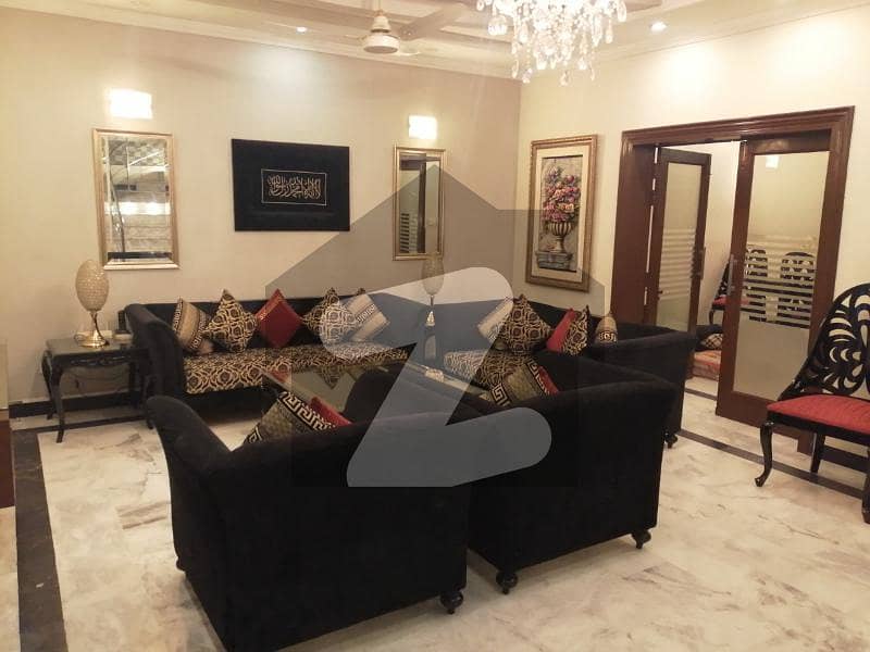 Used 11 Marla House For Sale In Gulberg, Block P MM Alam road