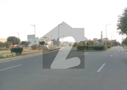 ستارہ پارک سٹی جڑانوالہ روڈ فیصل آباد میں 8 مرلہ رہائشی پلاٹ 80.25 لاکھ میں برائے فروخت۔
