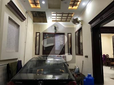 خادم علی روڈ سیالکوٹ میں 5 کمروں کا 5 مرلہ مکان 2.75 کروڑ میں برائے فروخت۔