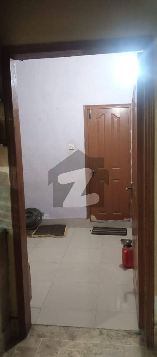 Prime Location Gulshan-E-Iqbal - Block 4A 120 Square Yards House Up For Sale