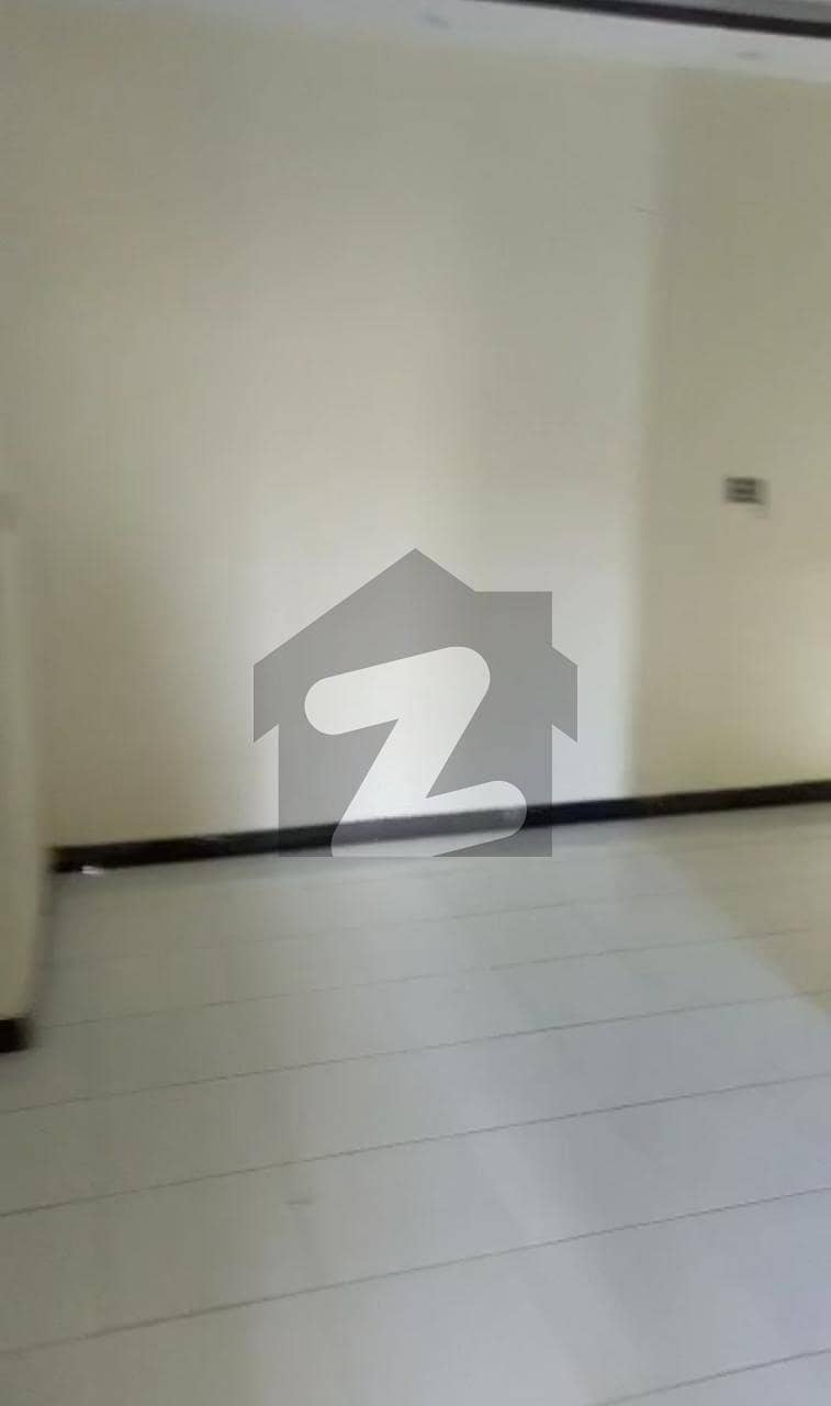 Prime Location 133 Square Yards Flat For sale In Nazimabad 3 - Block D Karachi