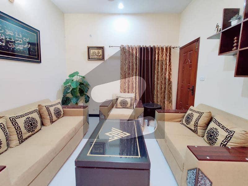 المدینہ ایونیو لاہور میں 3 کمروں کا 3 مرلہ مکان 1.1 کروڑ میں برائے فروخت۔
