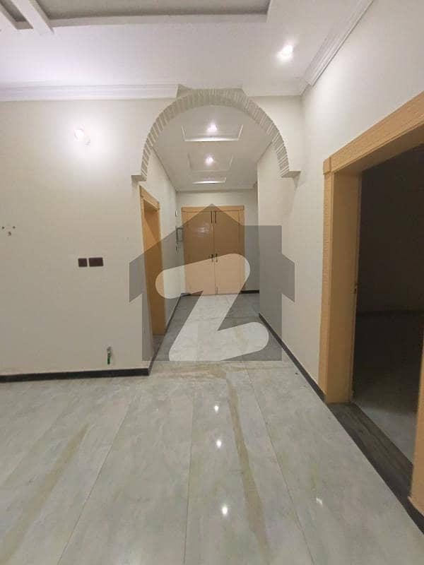 بی ۔ 17 اسلام آباد میں 7 کمروں کا 14 مرلہ مکان 4.6 کروڑ میں برائے فروخت۔