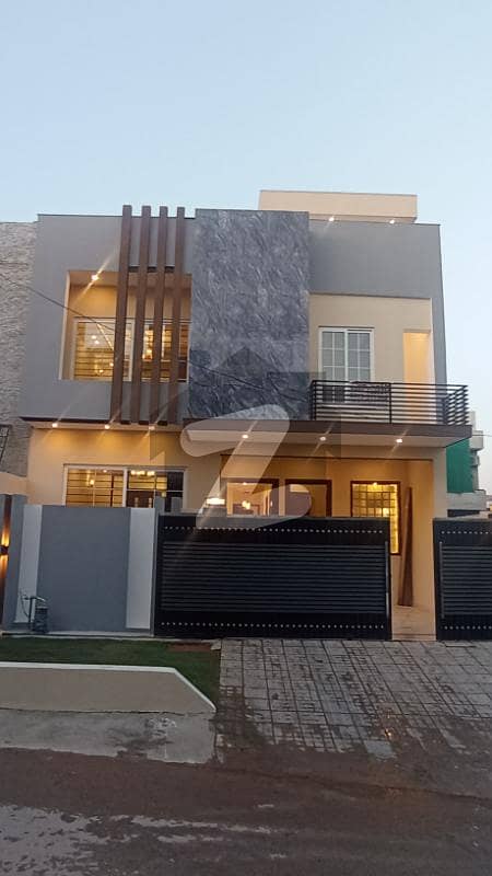 Brand New 10 Marla 3 Storey House For Sale In G14/4 Near Kashmir Highway Islamabad