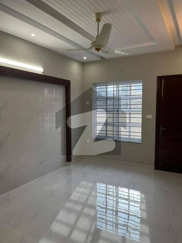 1 Kanal Beautiful House for Sale In G13