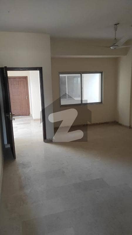 City Centre 1000 Sqft 3rd Floor 2 Bedrooms With Attached Washrooms  , Lounge, Kitchen