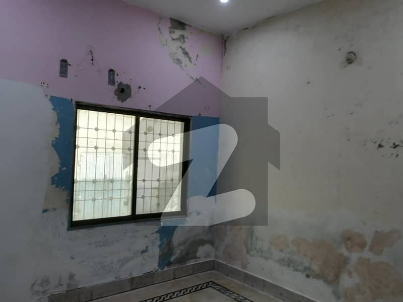 Spacious 5 Marla House Available For sale In Green Town Green Town