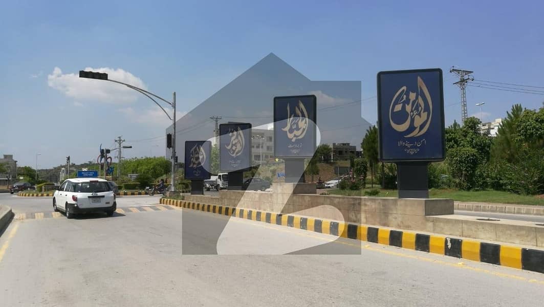 1 Kanal Residential Plot In Bahria Town Phase 8 - Sector F-4 For sale At Good Location